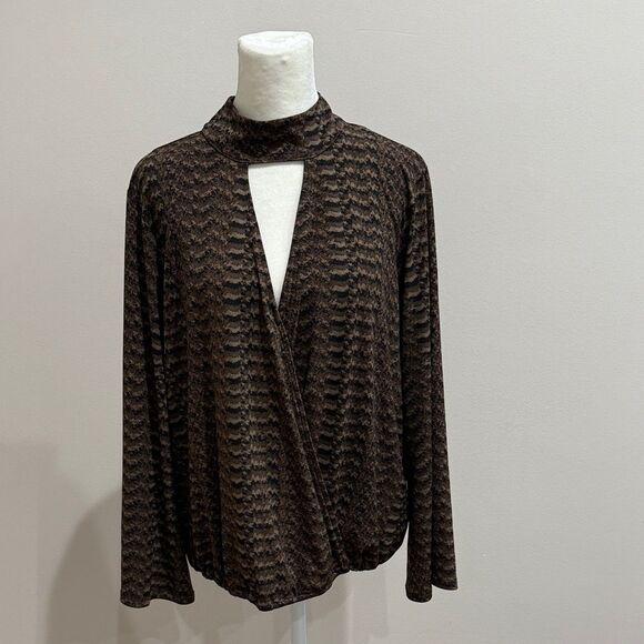 Veronica M Brown Patterned Long Sleeve Top With Bell Sleeves Size Medium - Picture 1 of 5